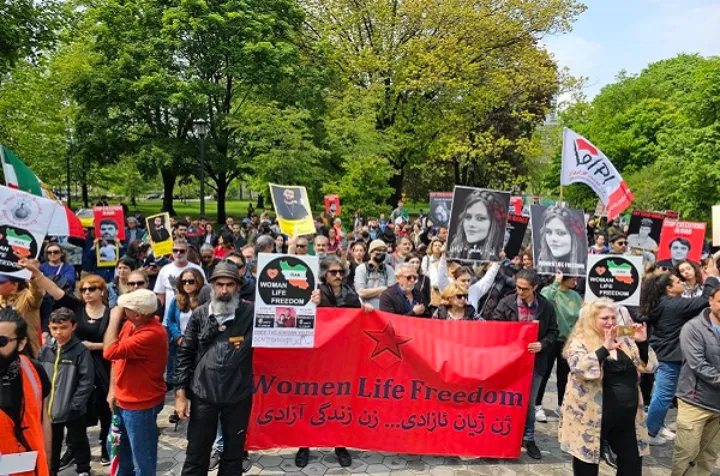 فریاد مرگ بر جمهوری اعدامی در تورنتو ابری